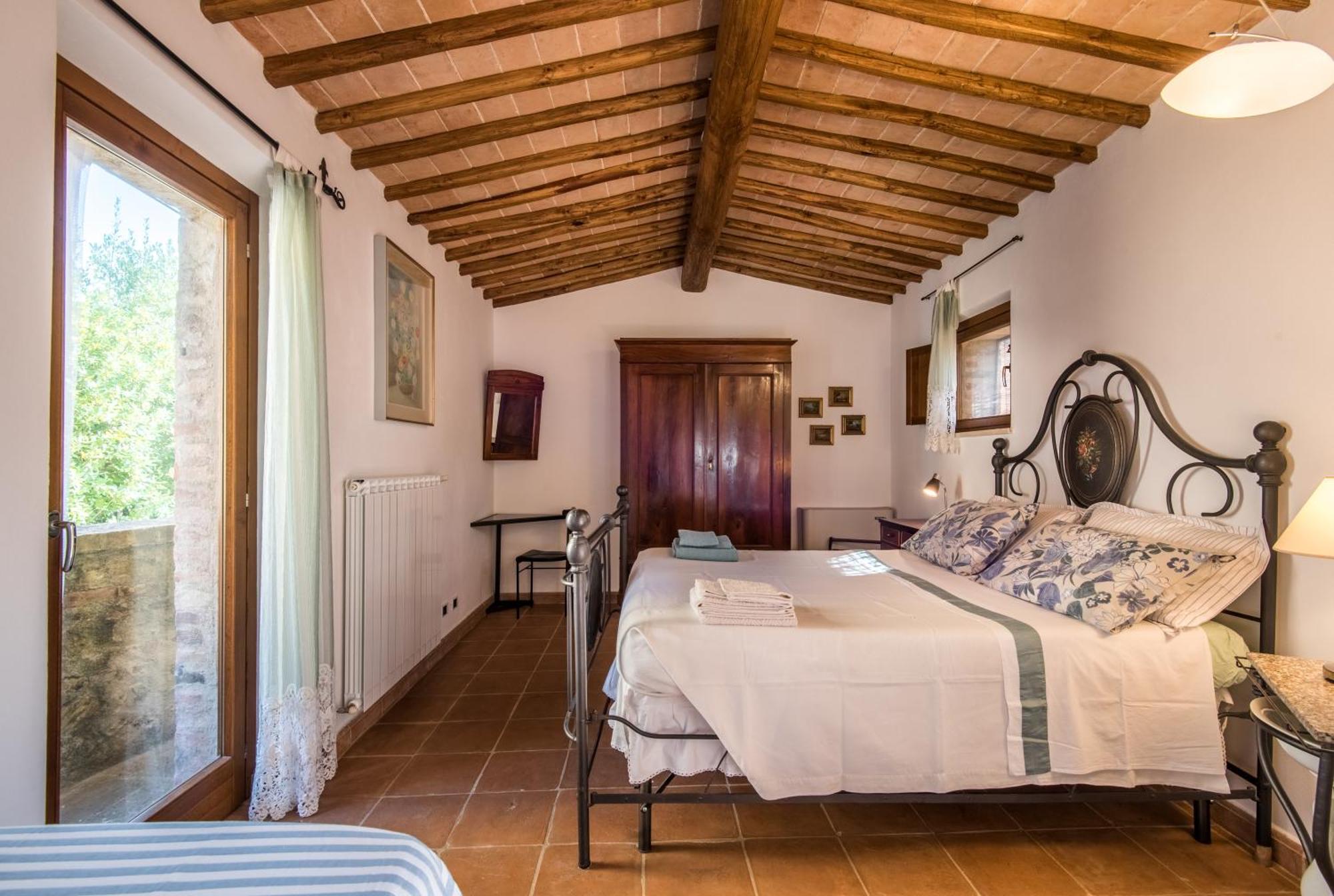 La Farneta Villa มอนเตริจโจนี ภายนอก รูปภาพ