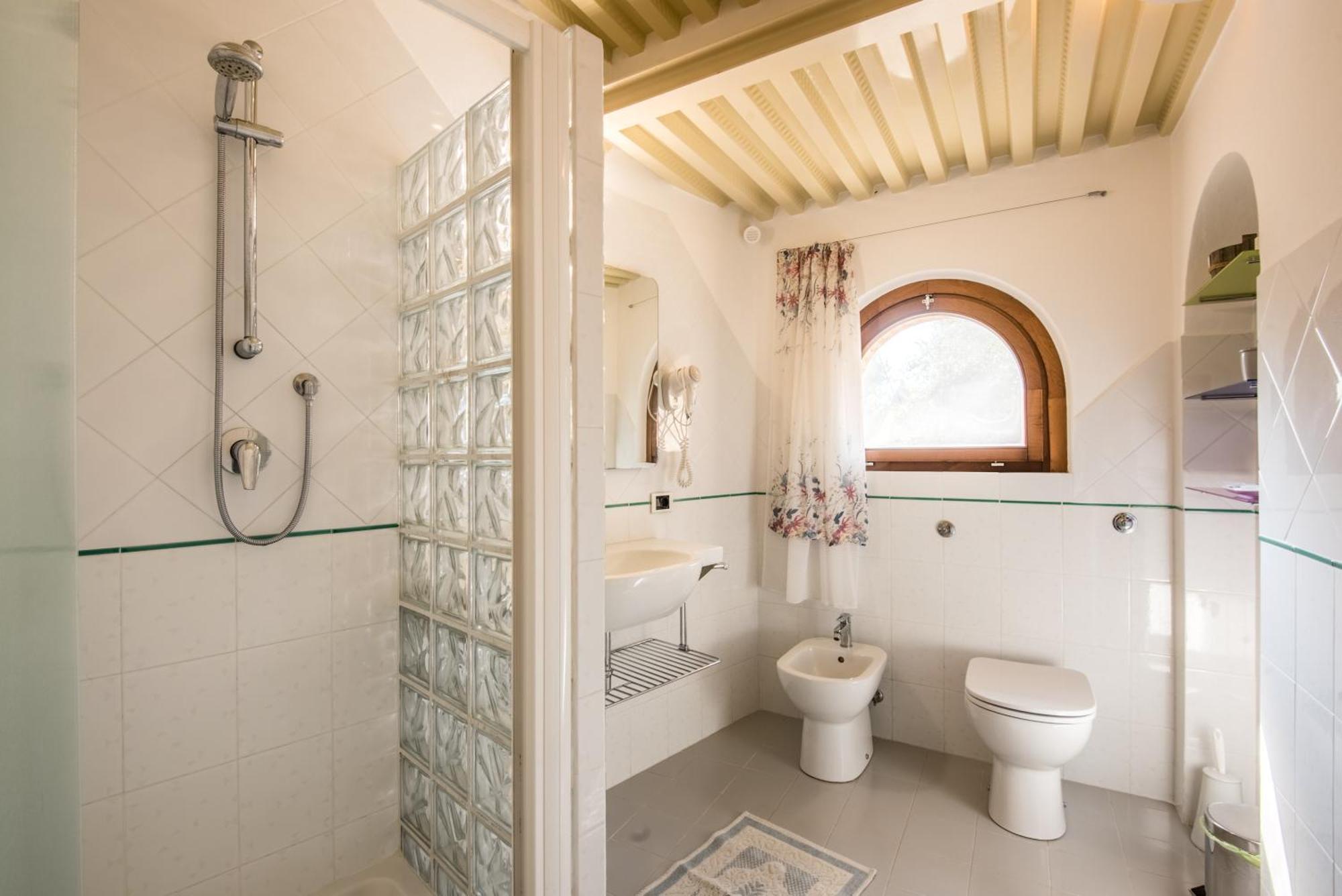 La Farneta Villa มอนเตริจโจนี ภายนอก รูปภาพ