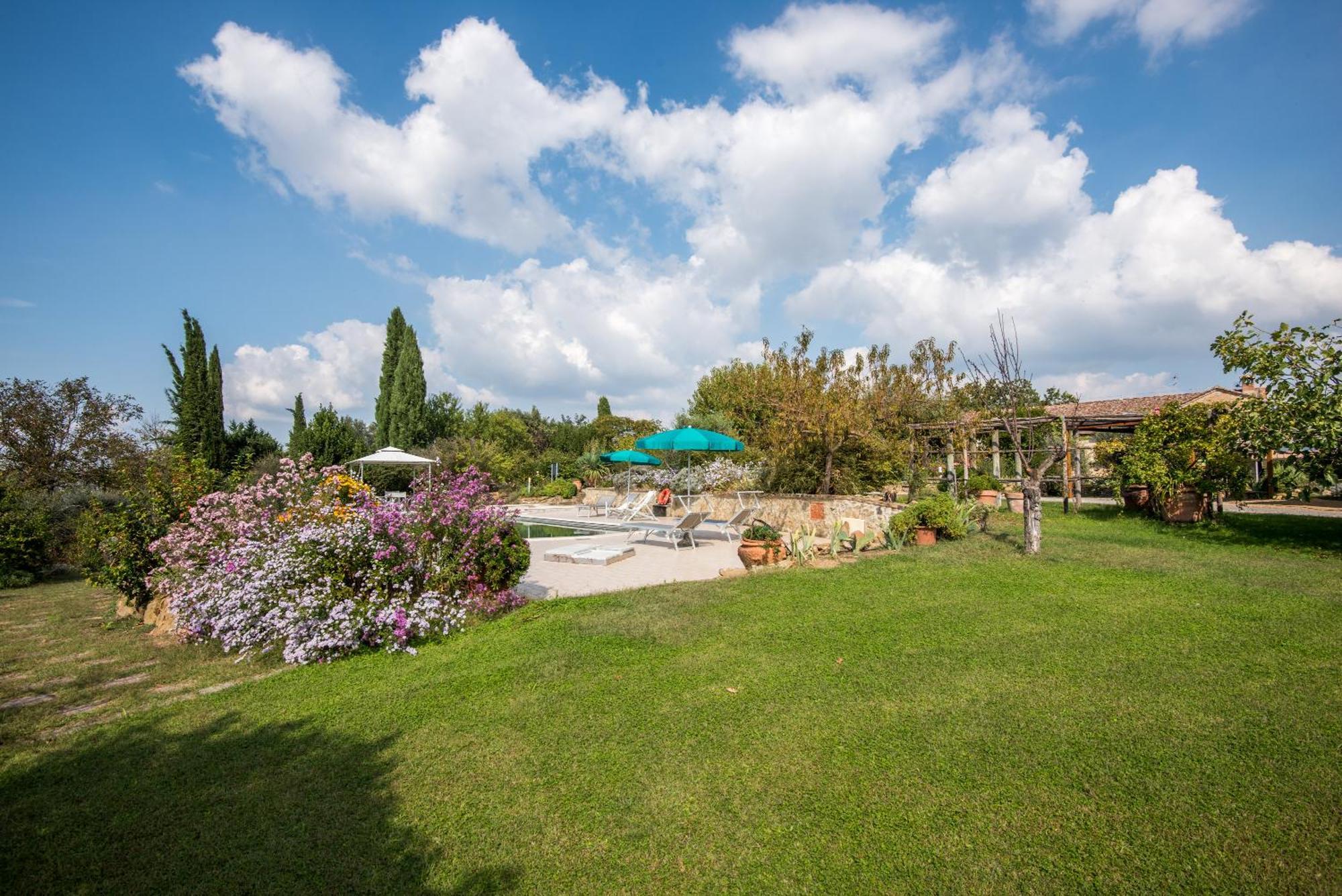 La Farneta Villa มอนเตริจโจนี ภายนอก รูปภาพ